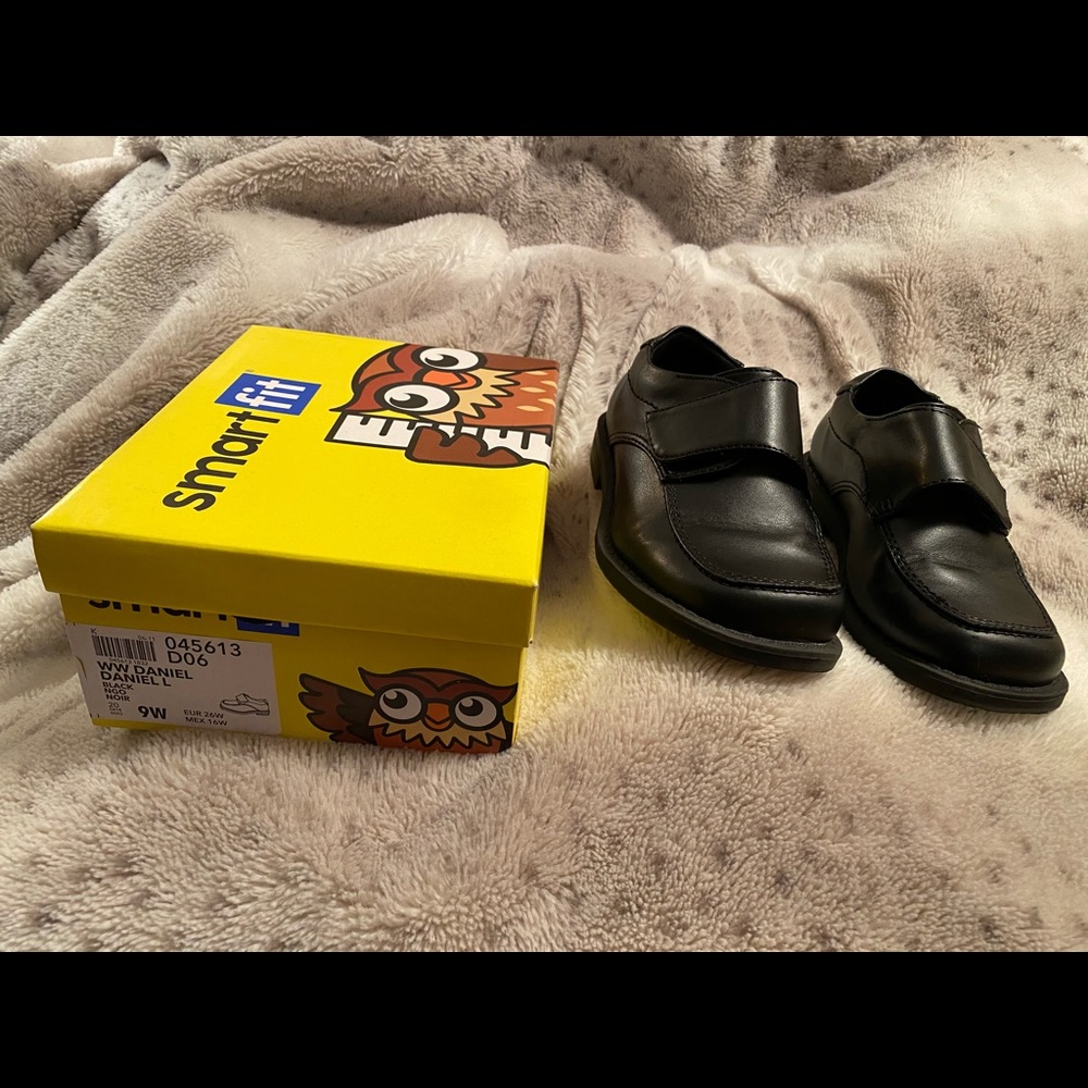 Smart Fit Size 9W Black Daniel L Loafers w/ Strap!